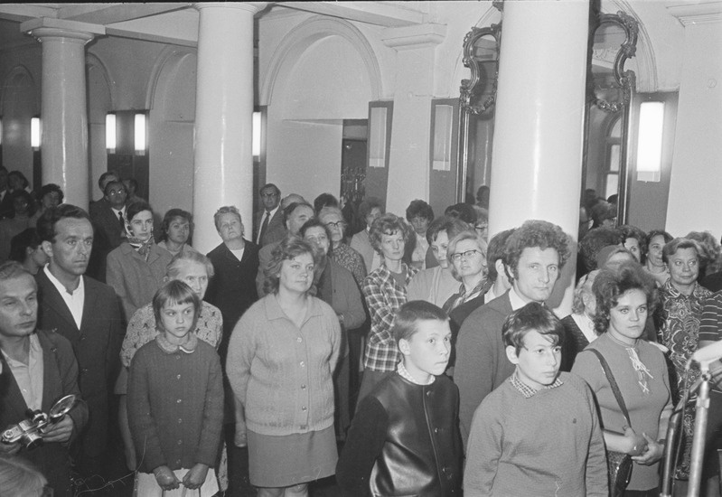 Ajaloomuuseumi näitus Moskvas NSVL Revolutsioonimuuseumis. Avamine