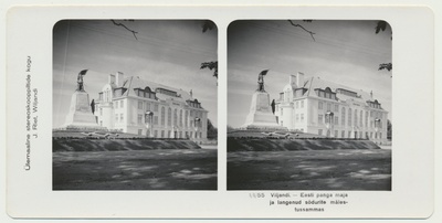 stereofoto, Viljandi, Eesti Panga maja ja langenud sõdurite mälestussammas u 1930  similar photo