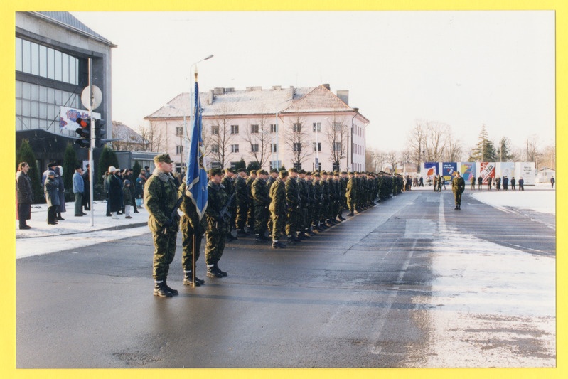 Foto albumis. Vabariigi aastapäeva paraad