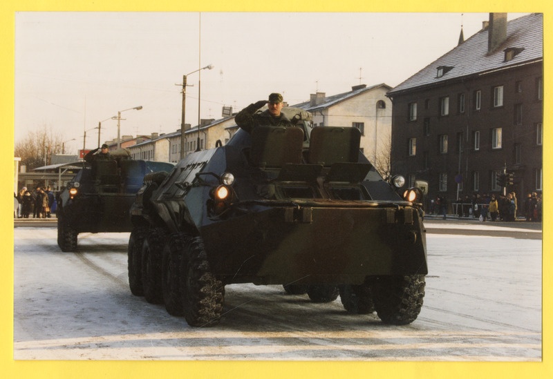 Foto albumis. Vabariigi aastapäeva paraad