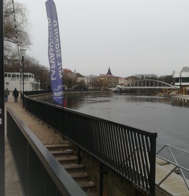 Tartu-Praaga vahel kurseeriv mootorlaev „Tasuja“ Emajõel. rephoto