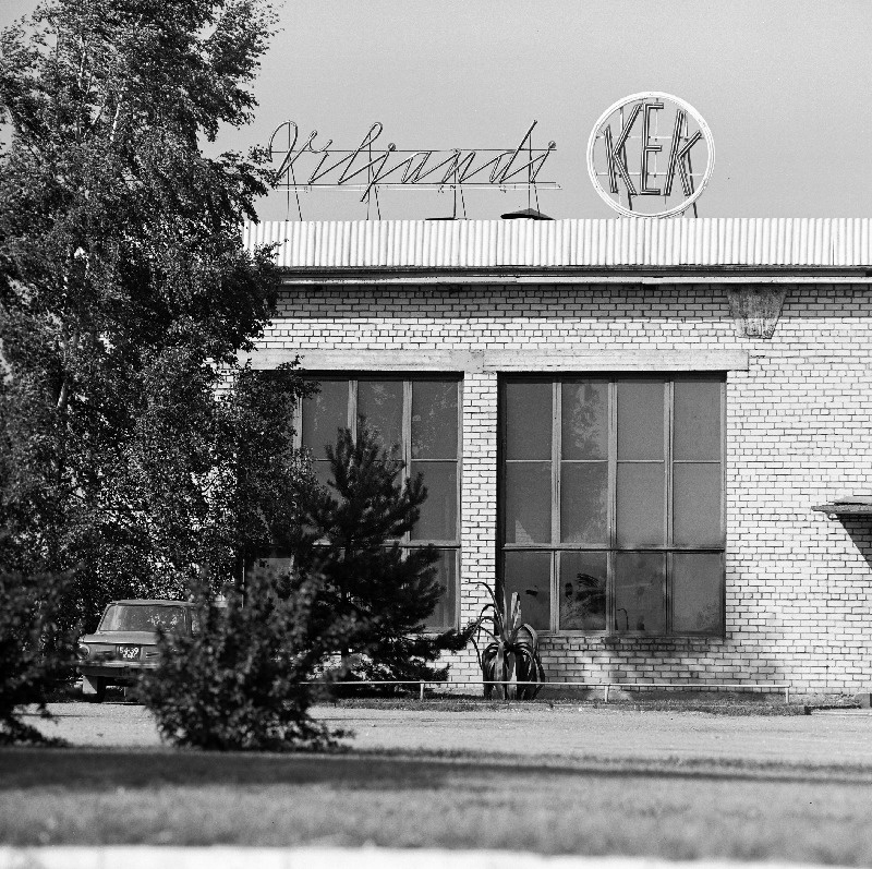 Kolhooside Ehituskontori hoone.