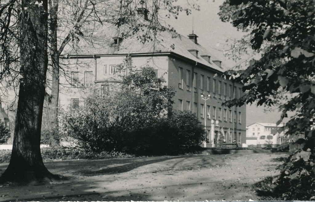 foto, Viljandi, adminhoone, Nõukogude väljak (Vabaduse plats), 1961