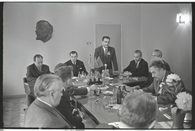 Gruusia ja Eesti KP delegatsioonide kohtumine Tartus. EKP Tartu Linnakomitees?  duplicate photo