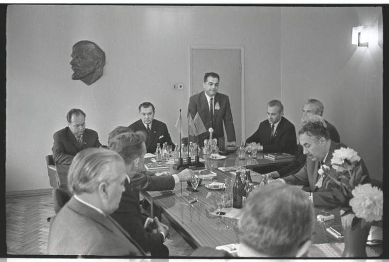 Gruusia ja Eesti KP delegatsioonide kohtumine Tartus. EKP Tartu Linnakomitees?