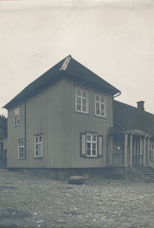 foto, Viljandi, J. Laidoneri plats 3