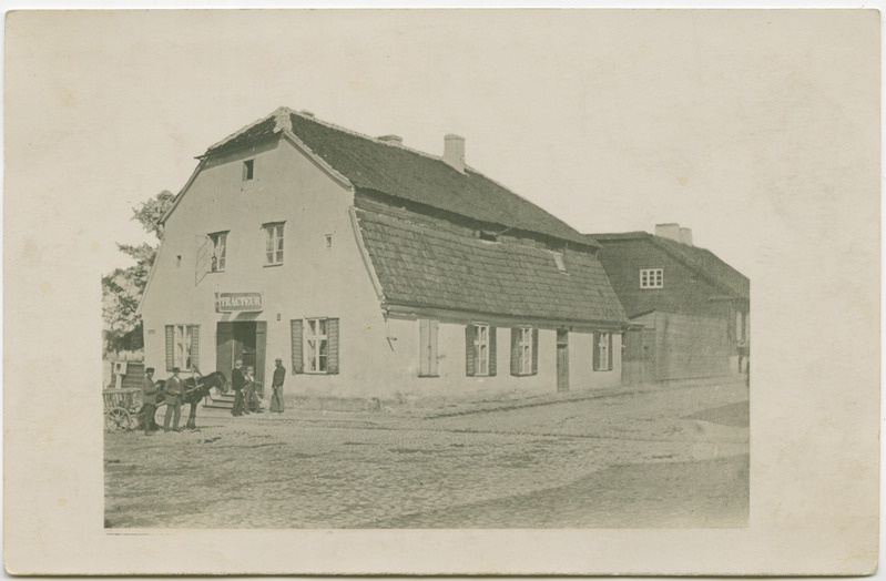 Oskar Hoffmanni sünnikodu lähedal Tartus