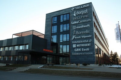 Vaade Eesti NSV Teaduste Akadeemia Füüsika Instituudi uuele hoonele. rephoto