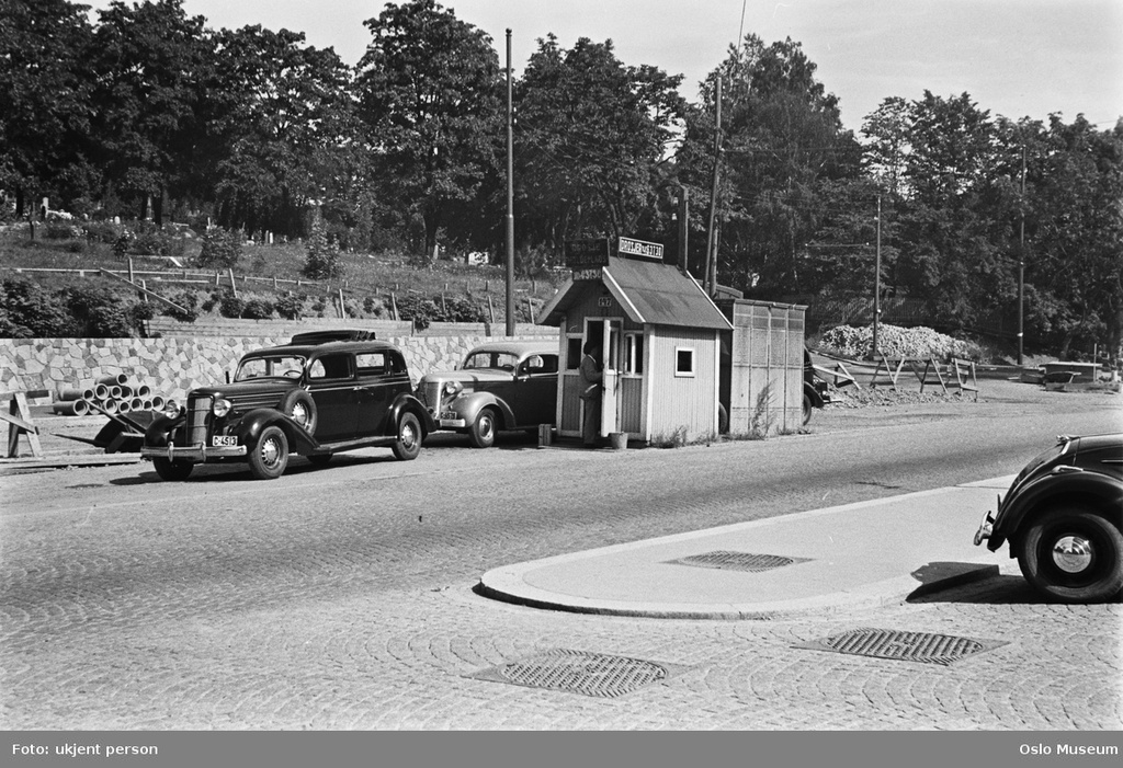 Drosjeholdeplass i Kirkeveien.