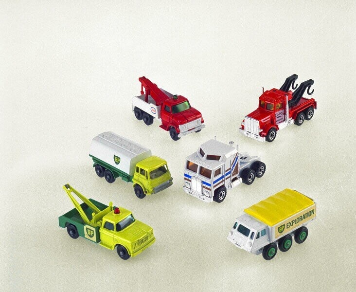 Dodge wreck truck - Modelauto: type Dodge, wreck truck, no 13.