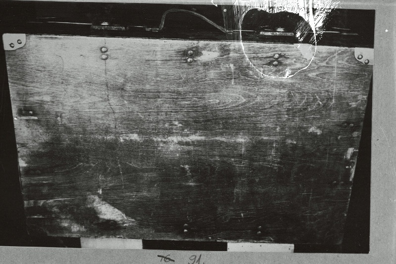 Kohver, millega E. Burm saatis vapsidele Eestisse lõhkeainet ja lendlehti.
