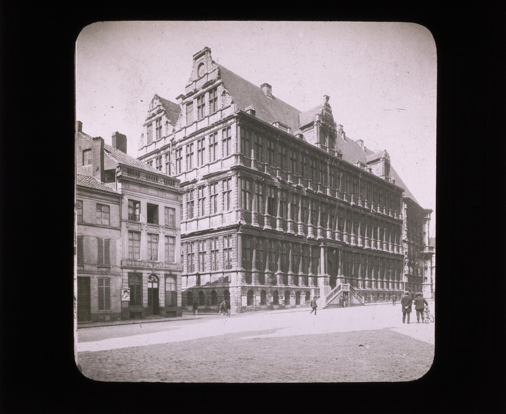 Gand, the ville hotel, facade est Mazo, E. - Ghent (Belgium). Main façade of the Gothic town hall