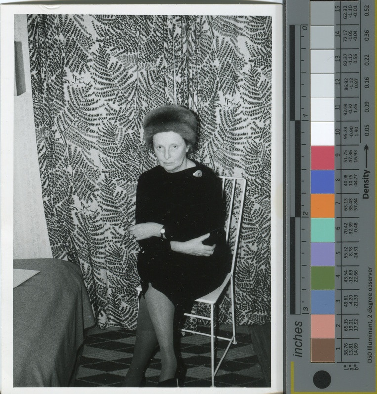 K. Luts oma toas 1958