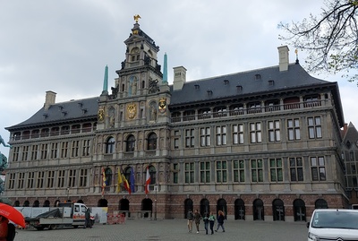Exterieur van het stadhuis van Antwerpen, Anvers. - l'hôtel de Ville rephoto
