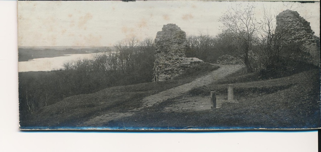 foto Viljandi lossimäed u 1900, peegelpildis