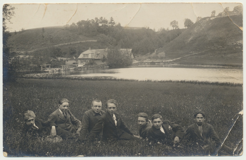 foto, Karksi Linnaveski, lossimäed u 1935