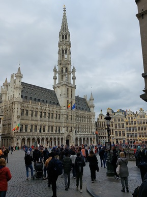View of the Brussels Hall and the Hall Square rephoto