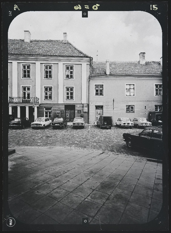 Tallinn, vanalinna kvartal nr 43. Fassaadide stereofotogramm-meetriline mõõdistamine.