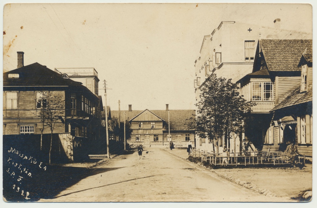 foto, Halliste khk, Mõisaküla, Kesk tn, par. 1. J.Sihver'i kool, nr 7 maja (töötas 10.1905-01.1906, I kool), 1922