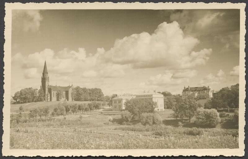 fotopostkaart, Viljandi, Valuoja org, kool, Pauluse kirik, pank, u 1935