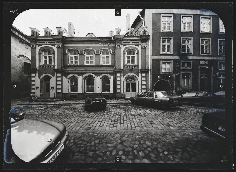 Tallinn, Vene tn 12a. Vanalinna kvartal nr 29 (Katariina käik). Fassaadide stereofotogramm-meetriline mõõdistamine.