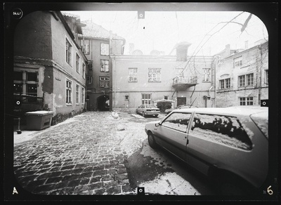 Tallinn, Vene tn 12. Vanalinna kvartal nr 29 (Katariina käik). Hoone B ja hoone A hoovifassaad. Fassaadide stereofotogramm-meetriline mõõdistamine.  similar photo