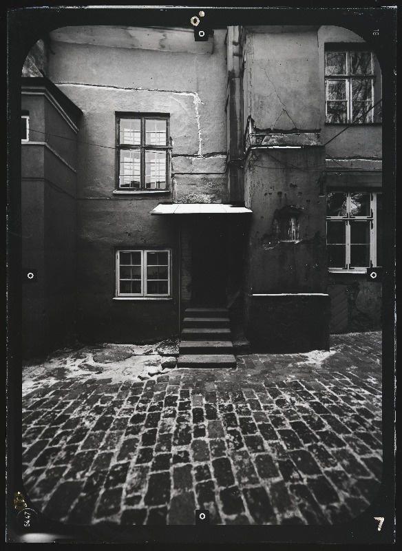 Tallinn, Vanalinna kvartal nr 29 (Katariina käik). Fassaadide stereofotogramm-meetriline mõõdistamine.