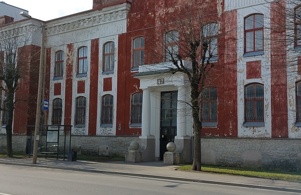 Tallinn, Soo Street 27, house façade. rephoto