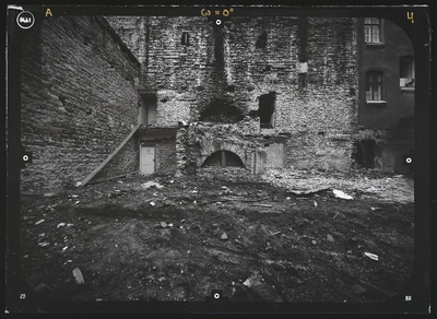 Tallinn, Nunne tn 12 // 14. Võõrastemaja "Balti", Õllerestoran. Stereofotogramm-meetriline mõõdistamine.  similar photo