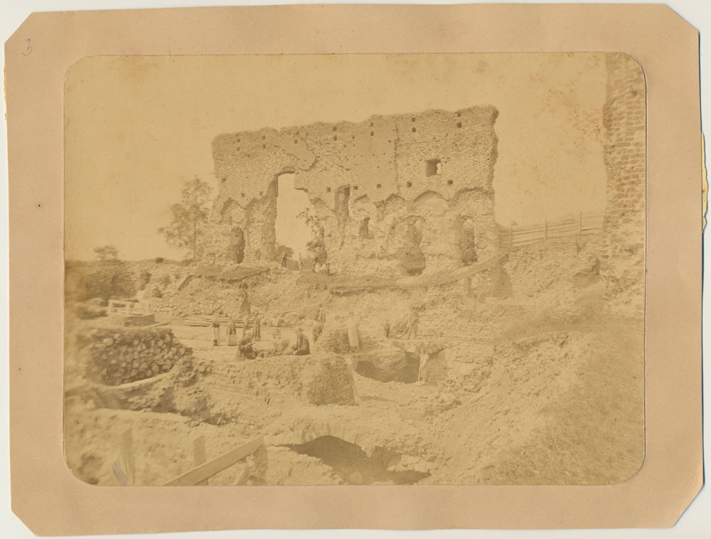 foto papil, Viljandi, Kaevumägi, arheoloogilised väljakaevamised, 1878/1879 foto T. John