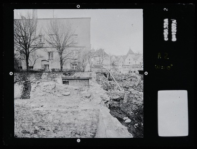 Tallinn. Kvartal nr 37. Ehitusarheoloogia. Harju tänava stereofotogramm-meetriline mõõdistamine.  duplicate photo