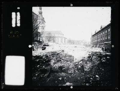 Tallinn. Kvartal nr 37. Ehitusarheoloogia. Harju tänava stereofotogramm-meetriline mõõdistamine.  duplicate photo