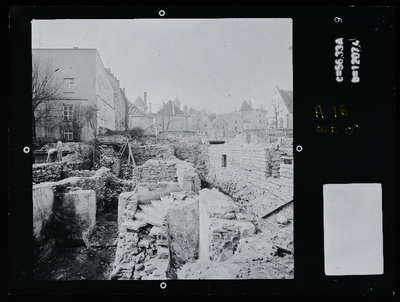 Tallinn. Kvartal nr 37. Ehitusarheoloogia. Harju tänava stereofotogramm-meetriline mõõdistamine.  duplicate photo