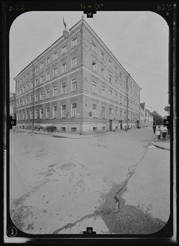 Tartu, elamukvartal 12K. Fassaadide stereofotogramm-meetriline mõõdistamine.