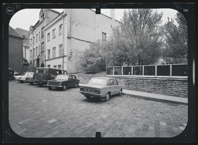 Tallinn, Rüütli tn 13 (endine Rataskaevu tn 19). Fassaadide stereofotogramm-meetriline mõõdistamine.