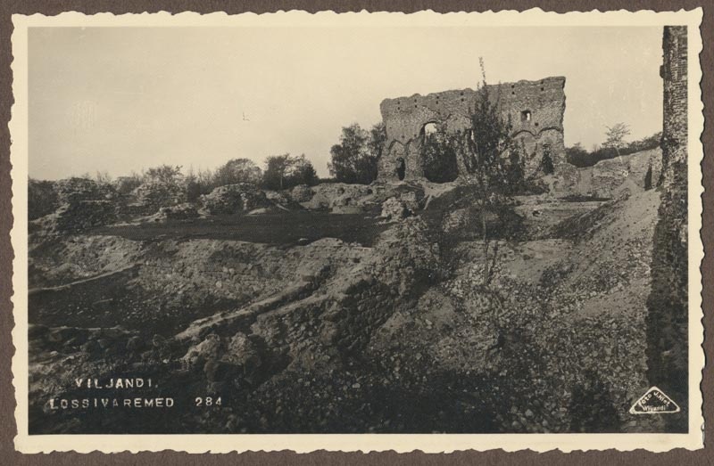 foto albumis, Viljandi, Kaevumägi järve poolt, u 1915, foto J. Riet