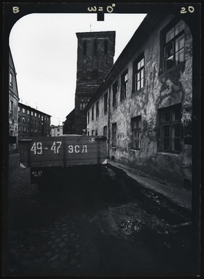 Tartu, Jaani tn 5. Tartu Jaani kirik. Stereofotogramm-meetriline mõõdistamine.  duplicate photo