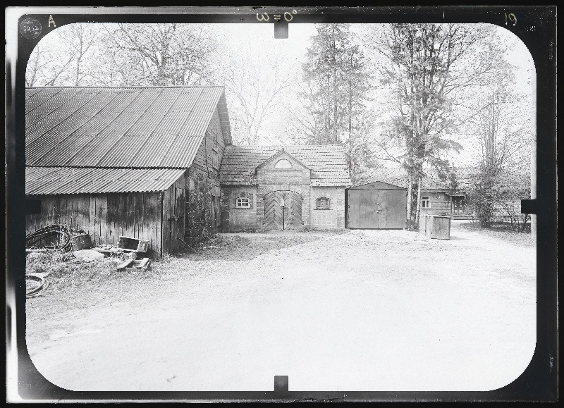 Tartu, Nikolai Lunini 12. Maarjamõisa tall. Stereofotogramm-meetriline mõõdistamine.