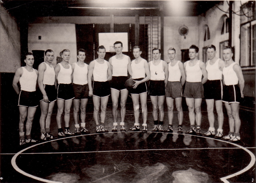 Tallinna korvpallimeeskond