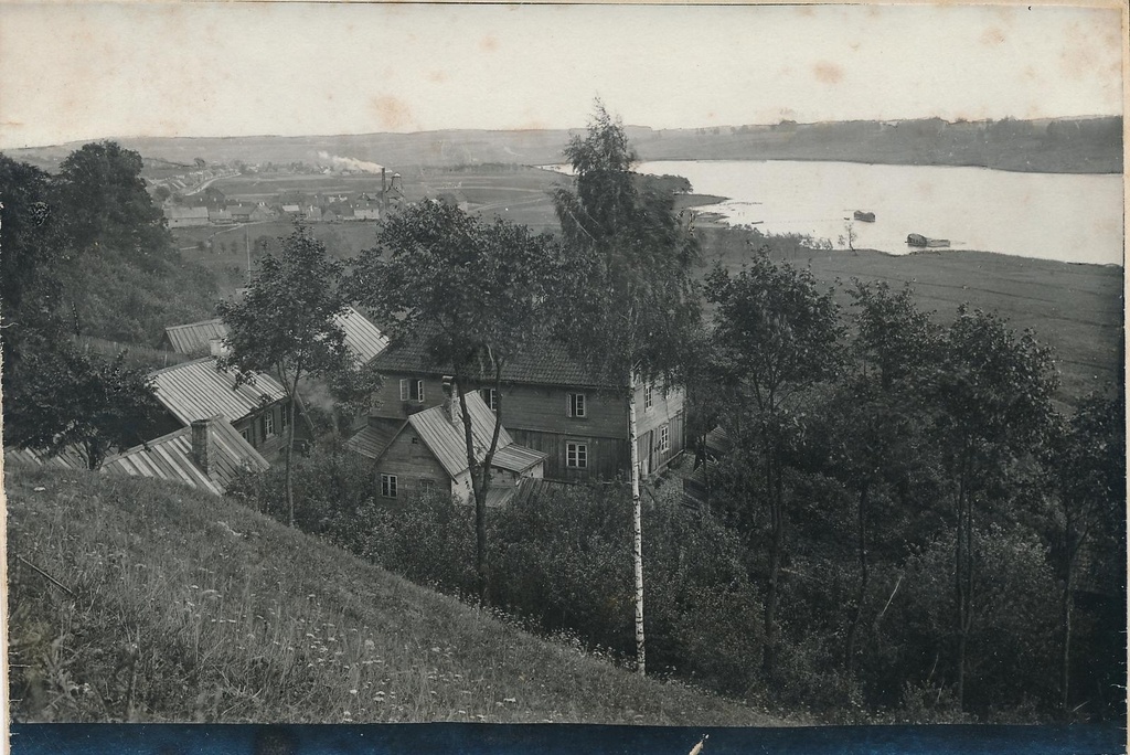 foto vaade Viljandi Lossimägedest järvele, Kivistikule u 1900, peegelpildis