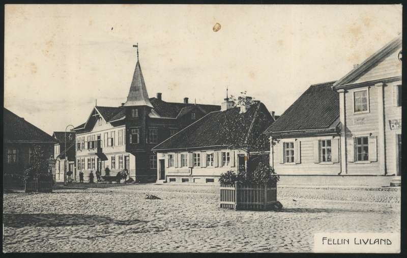 fotopostkaart, Viljandi, Lossi tn- Munga tn ristmik, torniga maja, u 1910, Verlag E. Ring (Fellin)