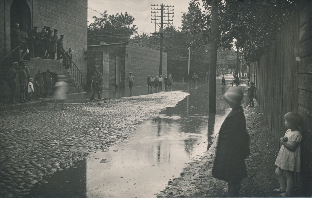 foto, Viljandi, Jakobsoni tn, üleujutus 1926