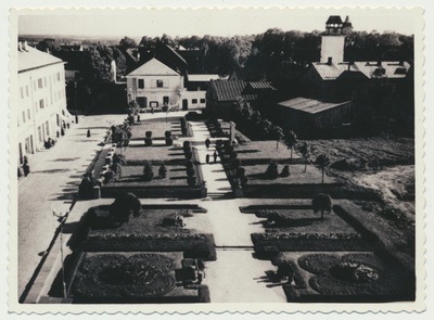 foto Viljandi Keskväljak u 1950  similar photo