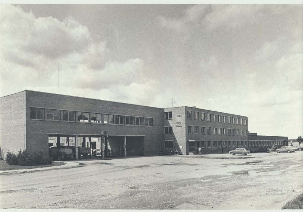 foto, Viljandi, Autobaas nr. 8, 1983, foto K. Kuusk