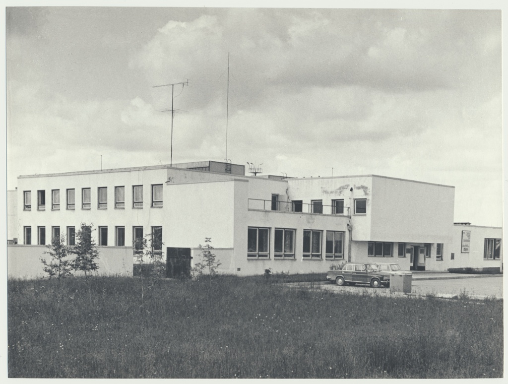 foto, Viljandi MEK-i kontor, 1983, foto K. Kuusk
