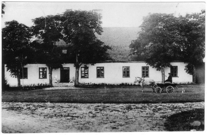 Pühalepa pastoraat