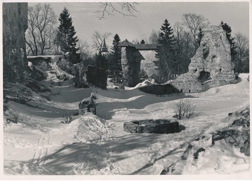 foto, Viljandi, lossimäed, Kaevumägi, talv, u 1960, foto A. Hunt