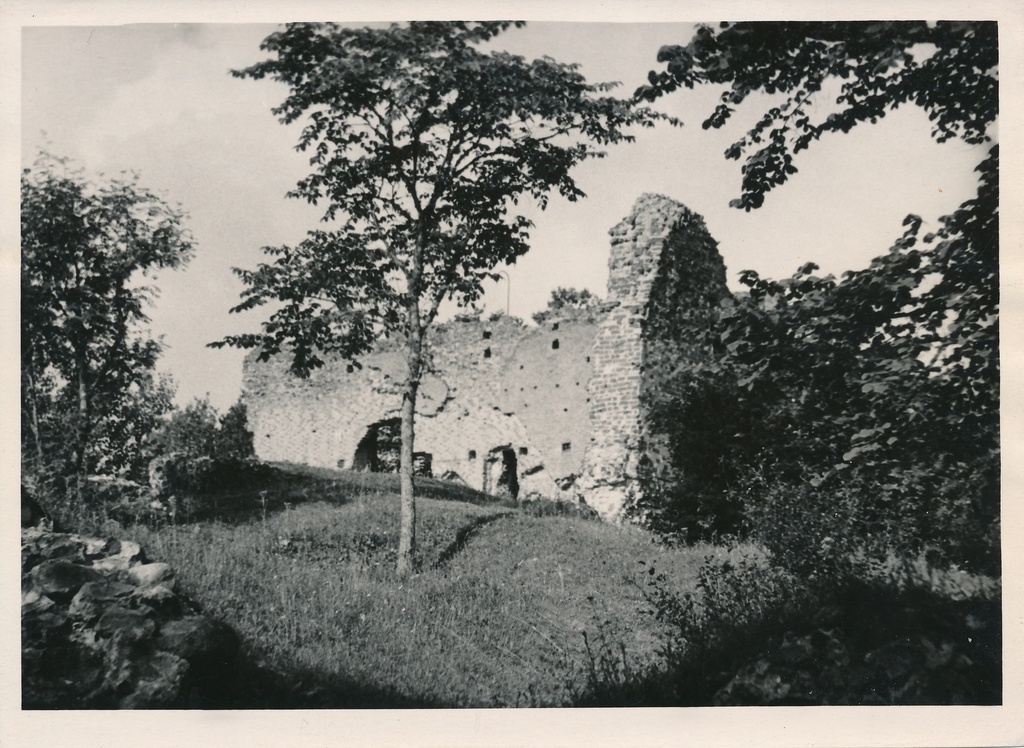 foto, Viljandi, lossimäed, Kaevumägi, 1957, foto A. Kiisla