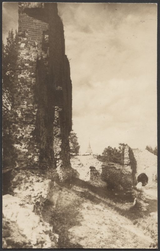 fotopostkaart, Viljandi, Kaevumägi, Suurmüür, värav, u 1932, foto T. Parri