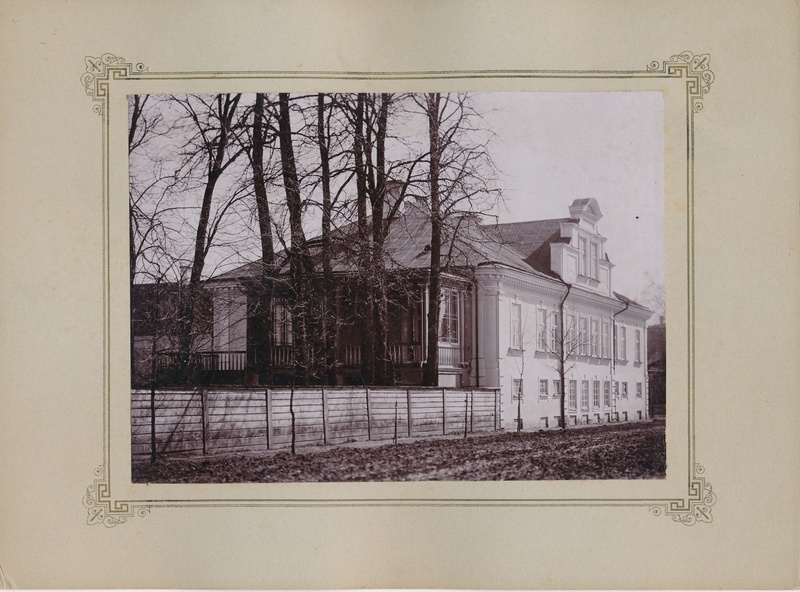 foto Viljandi, Tallinna-Jakobsoni tn nurgal Liivimaa aadlipreilide pansionaat (Stift) u 1905
